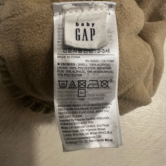 ⭐️ 2 for $10 Baby GAP beanie - Picture 3 of 4